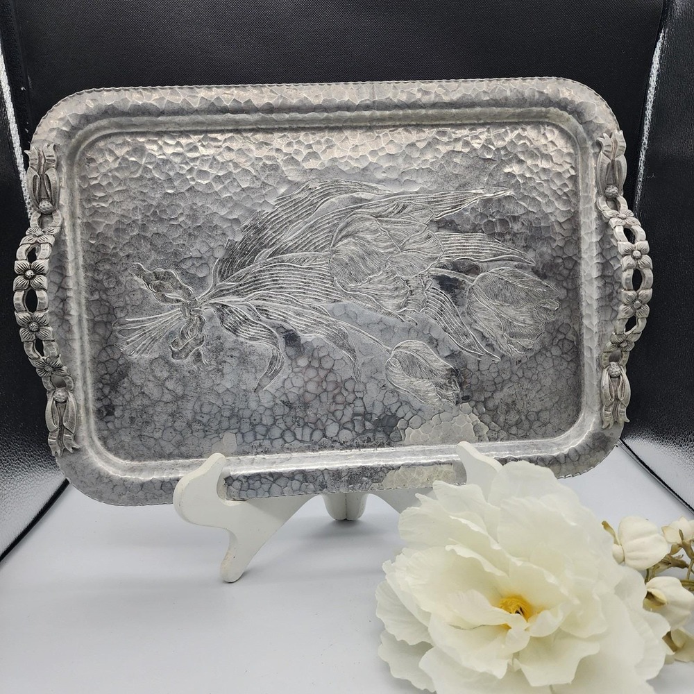 VTG Hand Wrought Hammered Aluminum Handled Floral TRAY Rodney Kent Silver Co 408